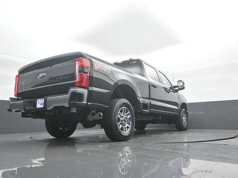 New 2026 Ford F250 Lariat w/ FX4 Off-Road Package image 32
