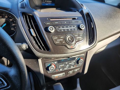 Used 2018 Ford Escape SE w/ Ford Safe & Smart Package image 10