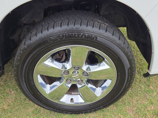 Used 2019 RAM 1500 Express RWD image 22