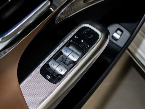 Certified 2025 Mercedes-Benz E 350 4MATIC Sedan image 15