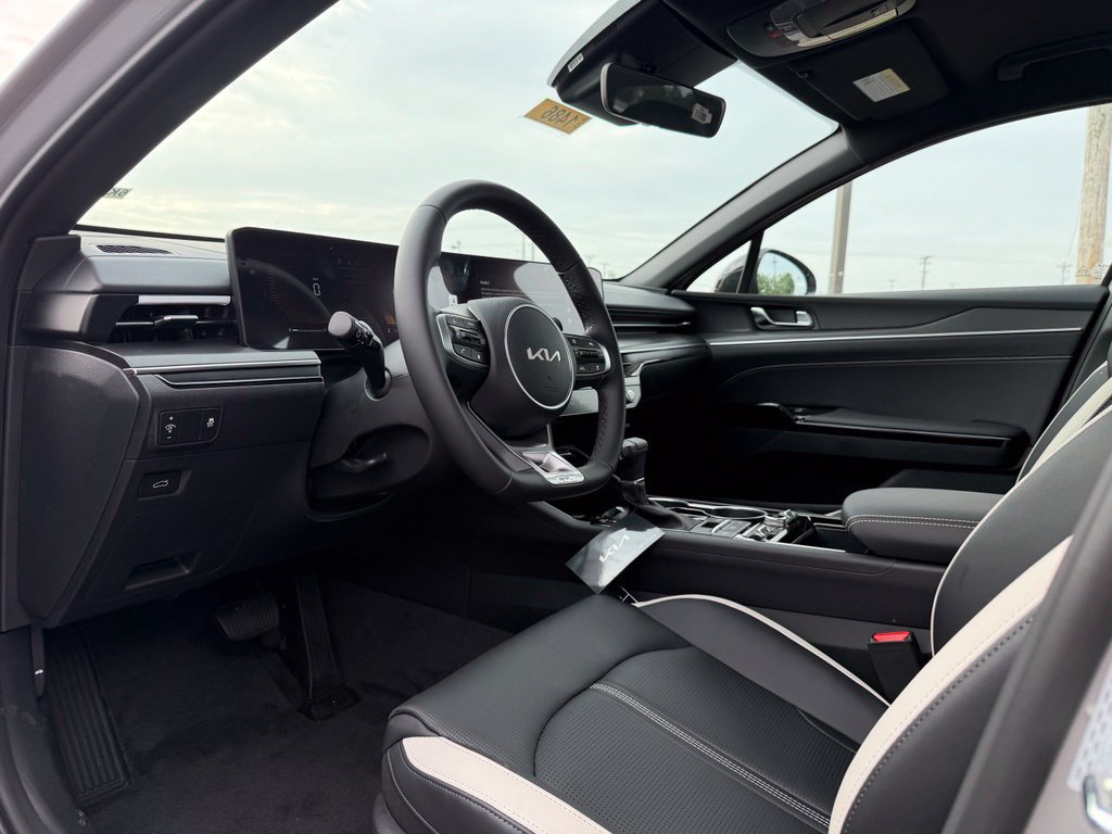 New 2026 Kia K5 GT-Line FWD image 9