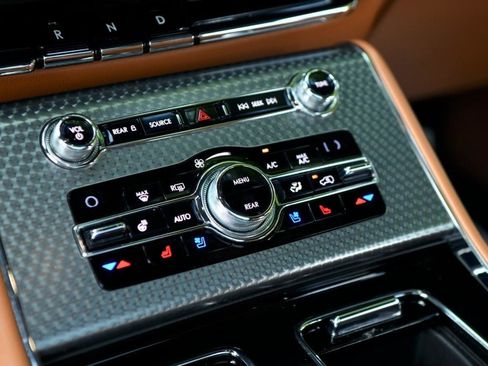 Used 2020 Lincoln Aviator Black Label w/ Dynamic Handling Package image 27