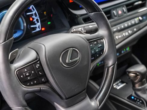 Used 2025 Lexus ES 300h w/ Accessory Package (Z2) FWD image 21