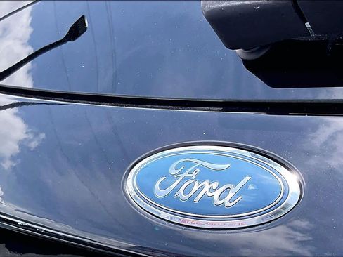 Used 2021 Ford Escape SE FWD image 9
