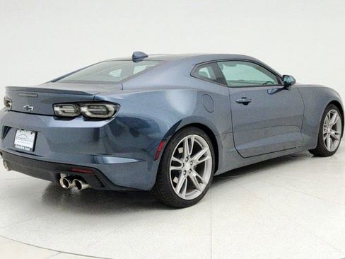Used 2021 Chevrolet Camaro LT w/ RS Package image 5