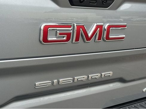 New 2026 GMC Sierra 1500 AT4 w/ AT4 Premium Package AWD/4WD image 15