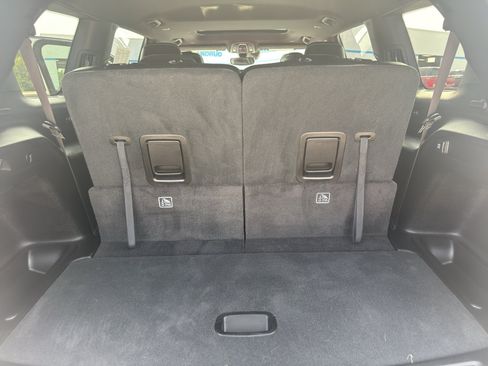Used 2024 Jeep Grand Cherokee L Altitude AWD/4WD image 36