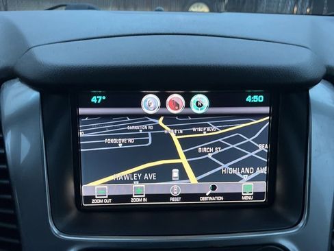 Used 2015 Chevrolet Suburban LTZ image 9