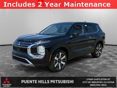 New 2025 Mitsubishi Outlander SE
