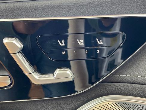 Used 2023 Mercedes-Benz EQS 580 4MATIC SUV image 15