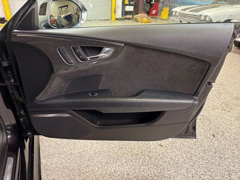 Used 2016 Audi RS 7 Prestige w/ Driver Assistance Package image 65