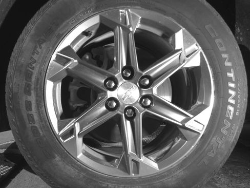 Used 2025 Chevrolet Blazer LT FWD image 12