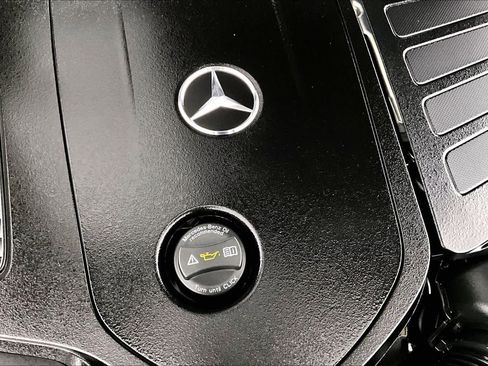 Certified 2025 Mercedes-Benz C 300 Sedan image 32