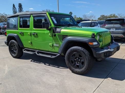 Used 2018 Jeep Wrangler Unlimited Sport image 2