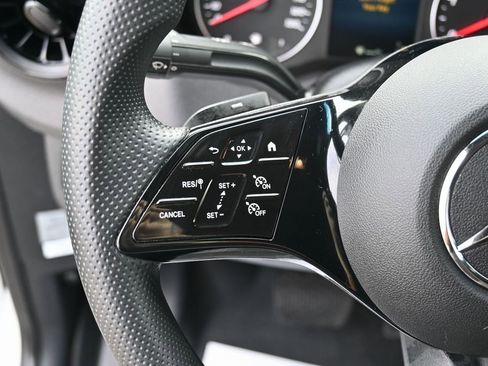 Used 2025 Mercedes-Benz Sprinter 2500 image 14