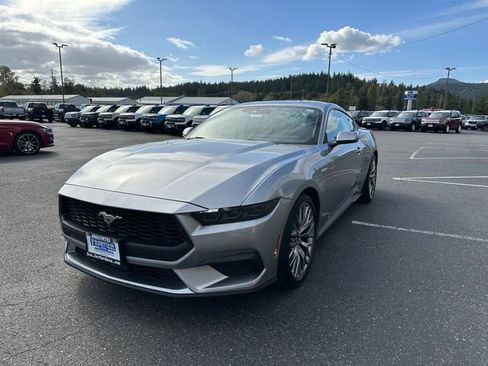 New 2025 Ford Mustang Premium image 7