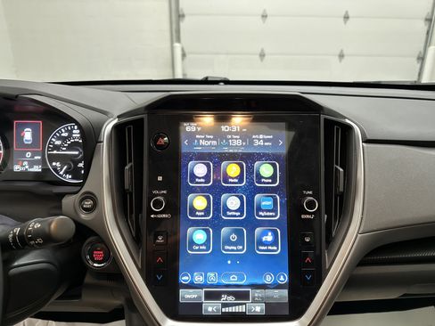 Used 2025 Subaru Crosstrek 2.0i Premium AWD/4WD image 28