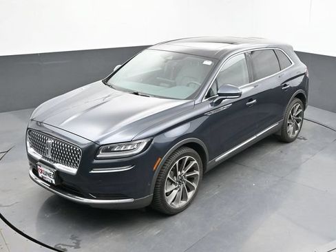 Used 2021 Lincoln Nautilus Reserve w/ Equipment Group 201A AWD/4WD image 42