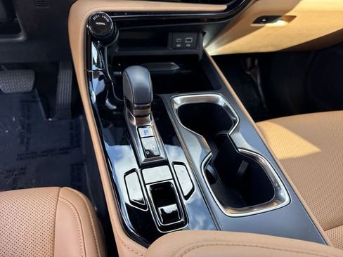 Used 2025 Lexus NX 250 FWD w/ Accessory Package (K3) image 21