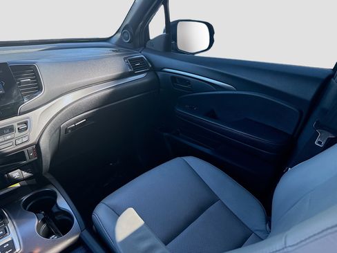 Certified 2023 Honda Passport EX-L image 22