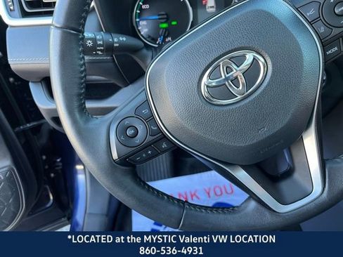 Used 2022 Toyota RAV4 XLE Premium image 43