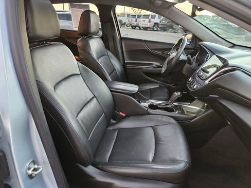 Used 2018 Chevrolet Malibu Premier image 33