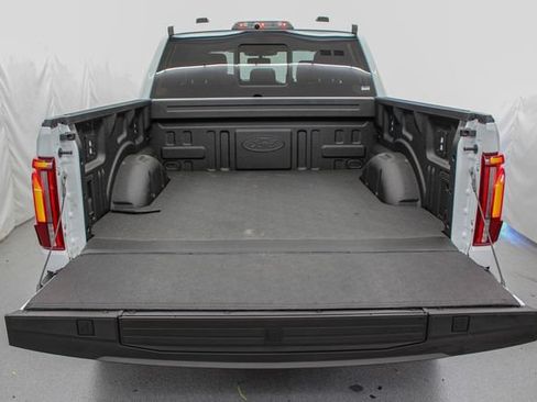 Used 2025 Ford F150 Raptor AWD/4WD image 9