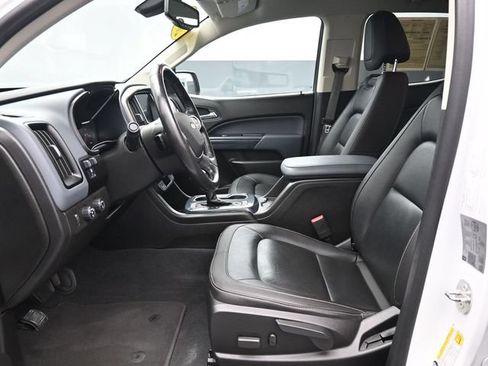 Used 2021 Chevrolet Colorado Z71 AWD/4WD image 9