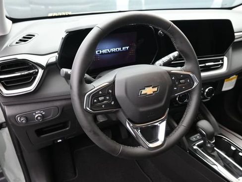 New 2026 Chevrolet TrailBlazer LT w/ Convenience Package FWD image 19