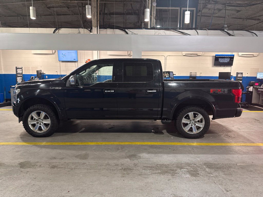 Used 2018 Ford F150 Platinum w/ Equipment Group 701A Luxury AWD/4WD image 3