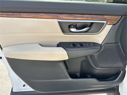 Certified 2022 Honda CR-V EX image 17