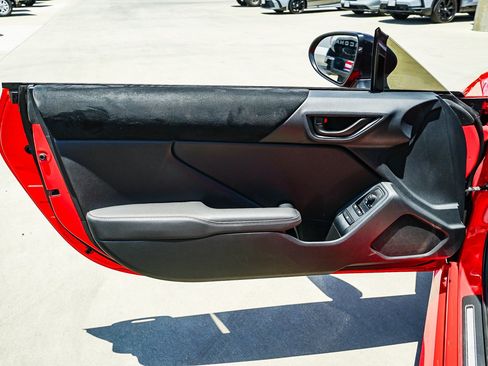 Certified 2024 Toyota GR86 Premium RWD image 21