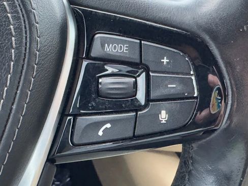 Used 2017 BMW 530i 530i Sedan 4D image 27