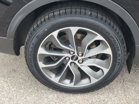 Certified 2023 Lincoln Nautilus Reserve AWD/4WD image 7