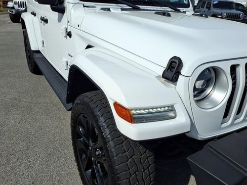 Used 2023 Jeep Wrangler Unlimited Sahara AWD/4WD image 22
