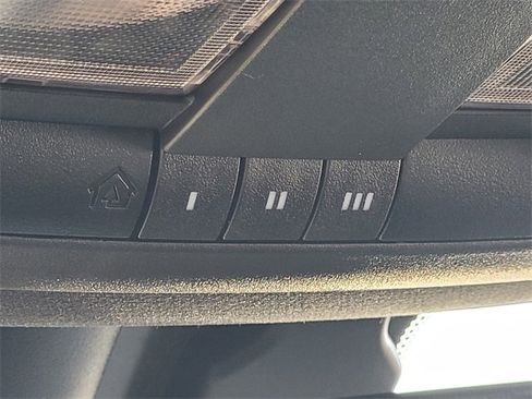 Used 2022 Dodge Challenger GT image 24