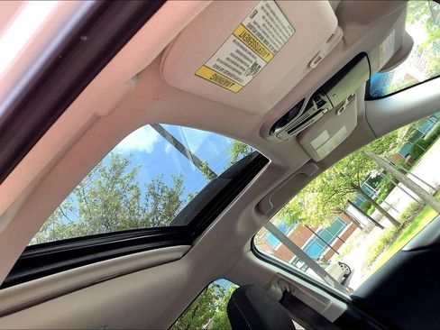 Used 2020 Subaru Outback Premium w/ Popular Package #1 AWD/4WD image 25