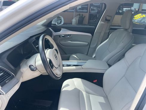Used 2017 Volvo XC90 T6 Momentum w/ Vision Package AWD/4WD image 15