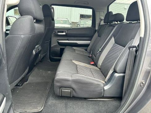 Used 2017 Toyota Tundra SR5 image 9