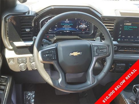 Used 2024 Chevrolet Silverado 1500 High Country image 11