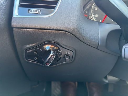 Used 2016 Audi Q5 2.0T Premium Plus image 18