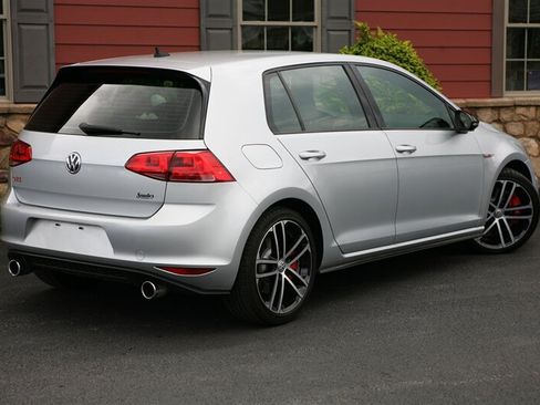 Used 2017 Volkswagen GTI Sport FWD image 5