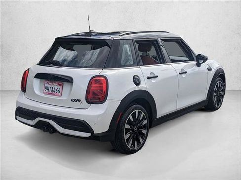 Used 2024 MINI Cooper S FWD image 5