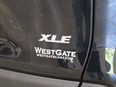 Used 2024 Toyota RAV4 XLE Premium image 43