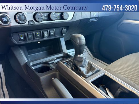 Used 2023 Toyota Tacoma SR5 AWD/4WD image 12