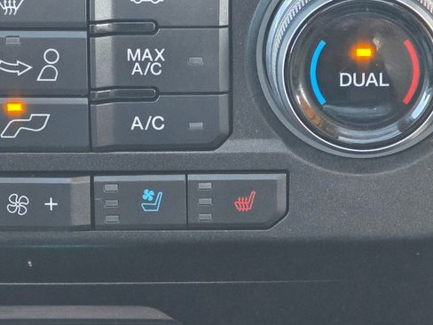 Used 2020 Ford F150 Lariat w/ Equipment Group 502A Luxury image 16