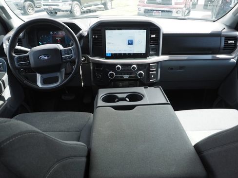 Used 2025 Ford F150 XLT w/ Equipment Group 301A Standard AWD/4WD image 17