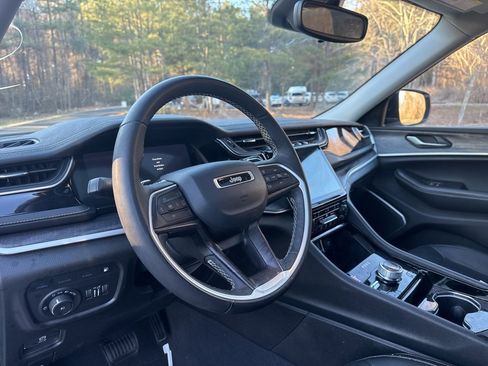 Used 2023 Jeep Grand Cherokee 4WD 4xe image 10