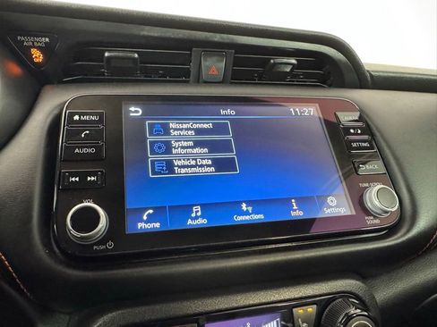 Used 2022 Nissan Kicks SR w/ Premium Package image 19