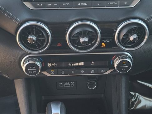 Used 2020 Nissan Sentra SV image 18